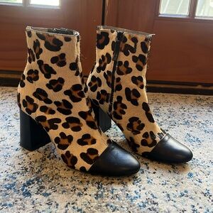 Topshop leopard half boots. Perfect for Fall and Winter  🍂